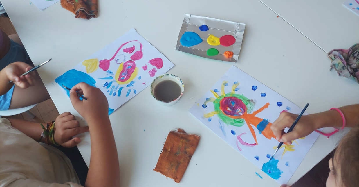 Imagem de Capa do Evento O Caminho das Cores | Oficina Criativa Inspirada na Exposição Presente na Galeria