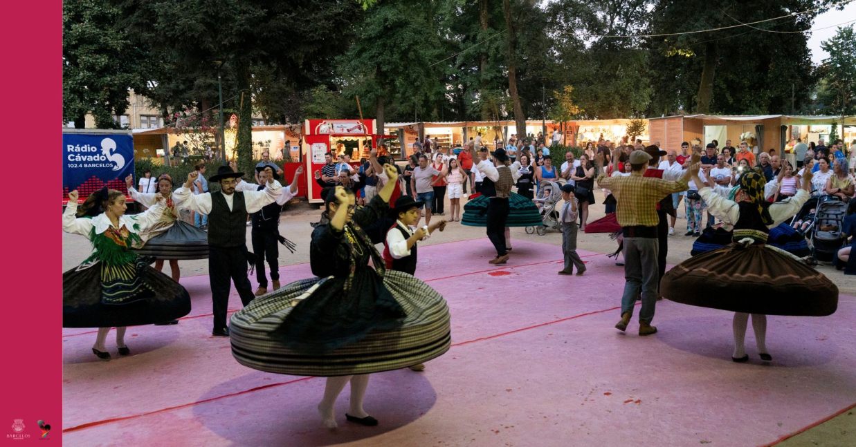 Imagem de Capa do Evento Arruada pelo Grupo de Danças e Cantares 